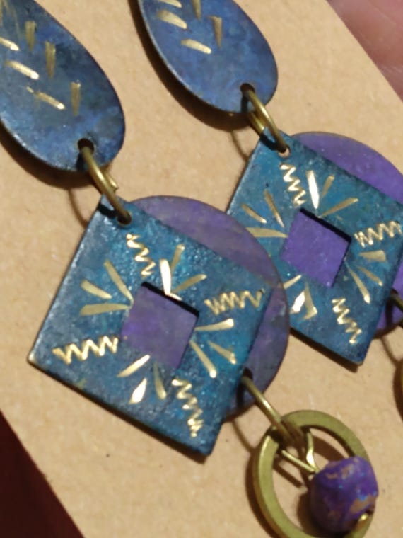 Layered etched brass post dangle earrings - image 6