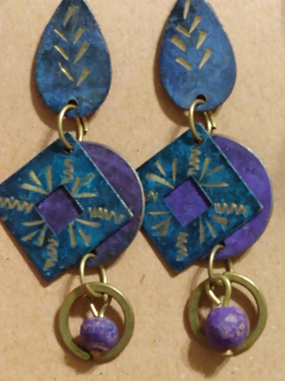 Layered etched brass post dangle earrings - image 7