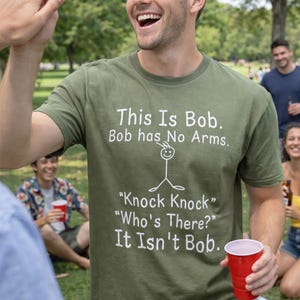 Funny "This is Bob" Knock Knock Joke T-Shirt, Humor Tee immagine 2