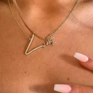 Colar com nome personalizado Colar com nome personalizado Presente de aniversário para ela Presente de dia das mães para a mãe Colar com nome Joias personalizadas Presente gravado