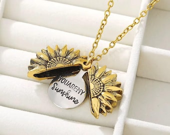 Collana con immagine di girasole personalizzata: ciondolo floreale inciso, gioiello in acciaio inossidabile, regalo di San Valentino per lei
