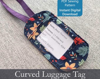 Cartamodello PDF per etichetta bagaglio curva, ideale per viaggi, scuola, vacanze, ideale per principianti, da realizzare con ritagli di stoffa. Etichetta con nome per il viaggio.