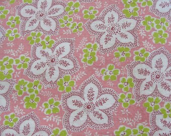 Vintage Full Feedsack - Pink, Lime Green, Burgundy Daisy Flowers - Floral Cotton Quilt Fabric Feed Grain Sack 36" x 40"