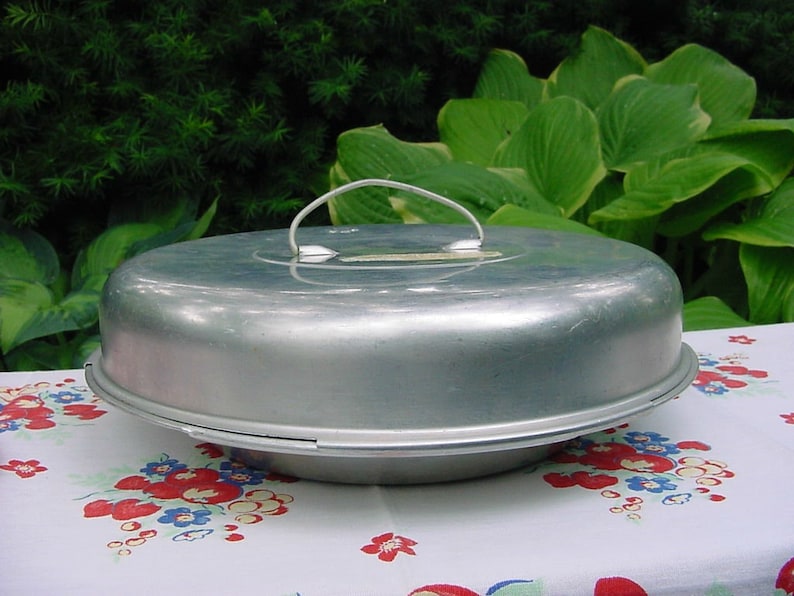 Vintage 50s Aluminum Pie Carrier with Lid Cover & Handle Etsy