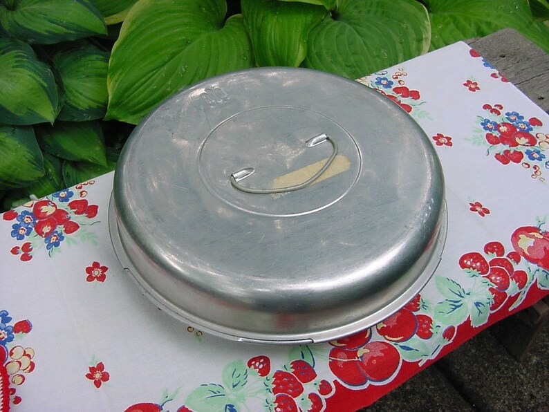 Vintage 50s Aluminum Pie Carrier with Lid Cover & Handle Etsy