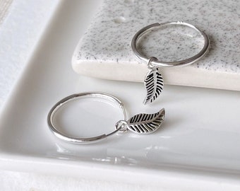 Silver hoop earrings with leaf charms, sterling silver endless sleeper hoops, tiny leaves charm, convertible earrings, dainty hoops