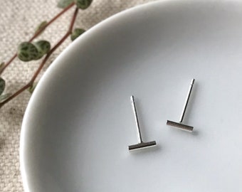 Bar studs, Bar earrings,Tiny sterling silver bar studs earrings, second hole piercing, line earrings, staples studs, minimalist stud