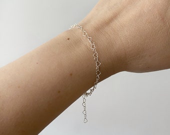 Heart bracelet - sterling silver tiny heart chain - adjustable silver dainty chain - minimalist delicate bracelet - love - tiny hearts