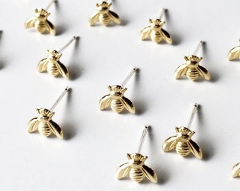 Boucles d'oreilles abeilles or - Minuscules boucles d'oreilles abeilles en or rempli 14k - gold filled - petites boucles abeilles or - studs