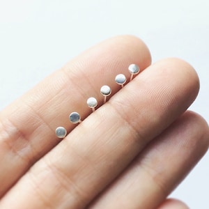 Tiny silver dots studs, second hole piercing, helix, tiny sterling silver circle studs earrings, minimalist jewelry, silver dots studs