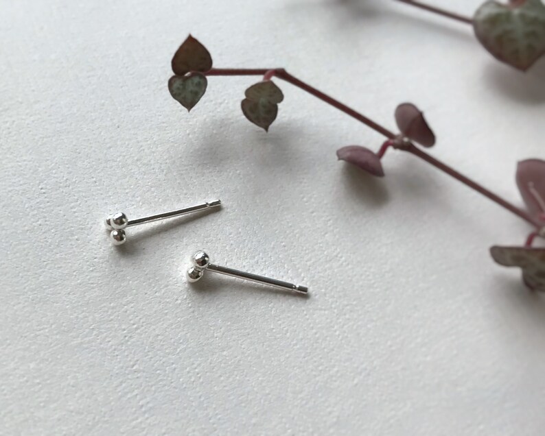 Tiny dots studs, Tiny dots earrings, recycled silver, minimalist earrings piercing, second hole, Tiny silver dots studs earrings image 3
