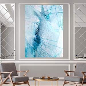 Arte murale astratta in vetro temperato blu: arredamento moderno per il soggiorno