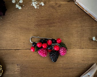 Polymer Clay Berry Brooch – Handmade Fruit Cluster Pin with Blackberries, Raspberries, and Cherries, Whimsical Nature-Inspired Gift