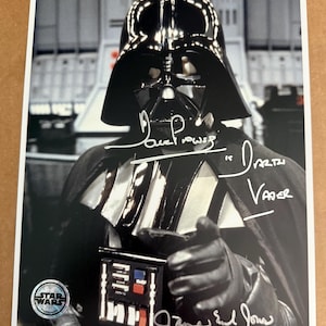 Star Wars 8x10 Official Pix Darth Vader photo signed by Dave Prowse and James Earl Jones