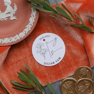 Minimalist Wedding Sticker | Editable  Template | Custom Couple Monogram Label | Botanical Wedding Favor Tag | Circle Wedding Label