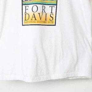 vintage white FORT DAVIS, Texas t-shirt top men's size medium WEST Texas vintage medium t-shirt top image 3