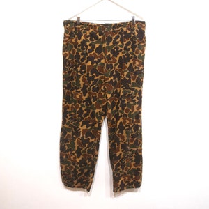 vintage 90s y2k CAMO real tree jean CAMOUFLAGE distressed carhartt style men's work wear PANTS size 38 waist x 29 inseam