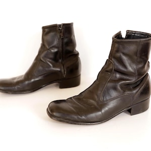 Mens Size 8 Black Chelsea BEATLE Boots Leather 1960 display picture 1