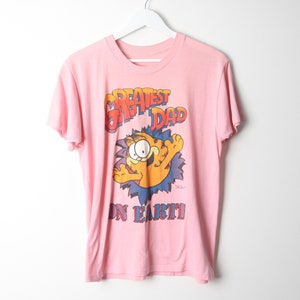 vintage 1978 GARFIELD &quot;Greatest Dad on Earth&quot; pink t-shirt 1980s top -- size medium t-shirt -- FREE shipping U.S.A