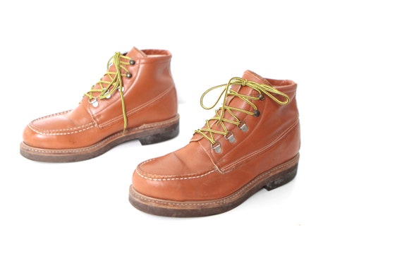 vintage style hiking boots