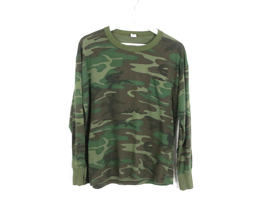 Vintage 1980s CAMO Long Sleeve Camouflage Grunge Ringer T