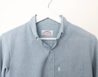 vintage OXFORD blue light striped colored LEVI's brand oxford chambray style button up down vintage 1990s men's shirt -- men's size small