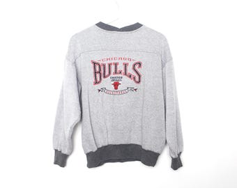 vintage CHICAGO Bulls 1990s Michael Jordan Dennis RODMAN era striped vintage nba BASKETBALL raglan sweatshirt -- size medium - Free shipping