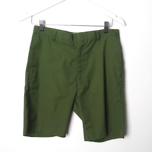 vintage 1960s mid century olive green camping CARGO shorts outerwear DAD HIKES short shorts -- waist size 28