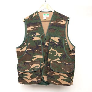vintage 60s mid century cotton QUILTED vest men&#39;s MILITARY green brown camo camouflage jacket - size large -- FREE shipping U.S.A
