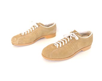 vintage MID-CENTURY men's leather spectator cream two tone lace up shoes/sneakers -- US size 8.5 men's vintage shoes