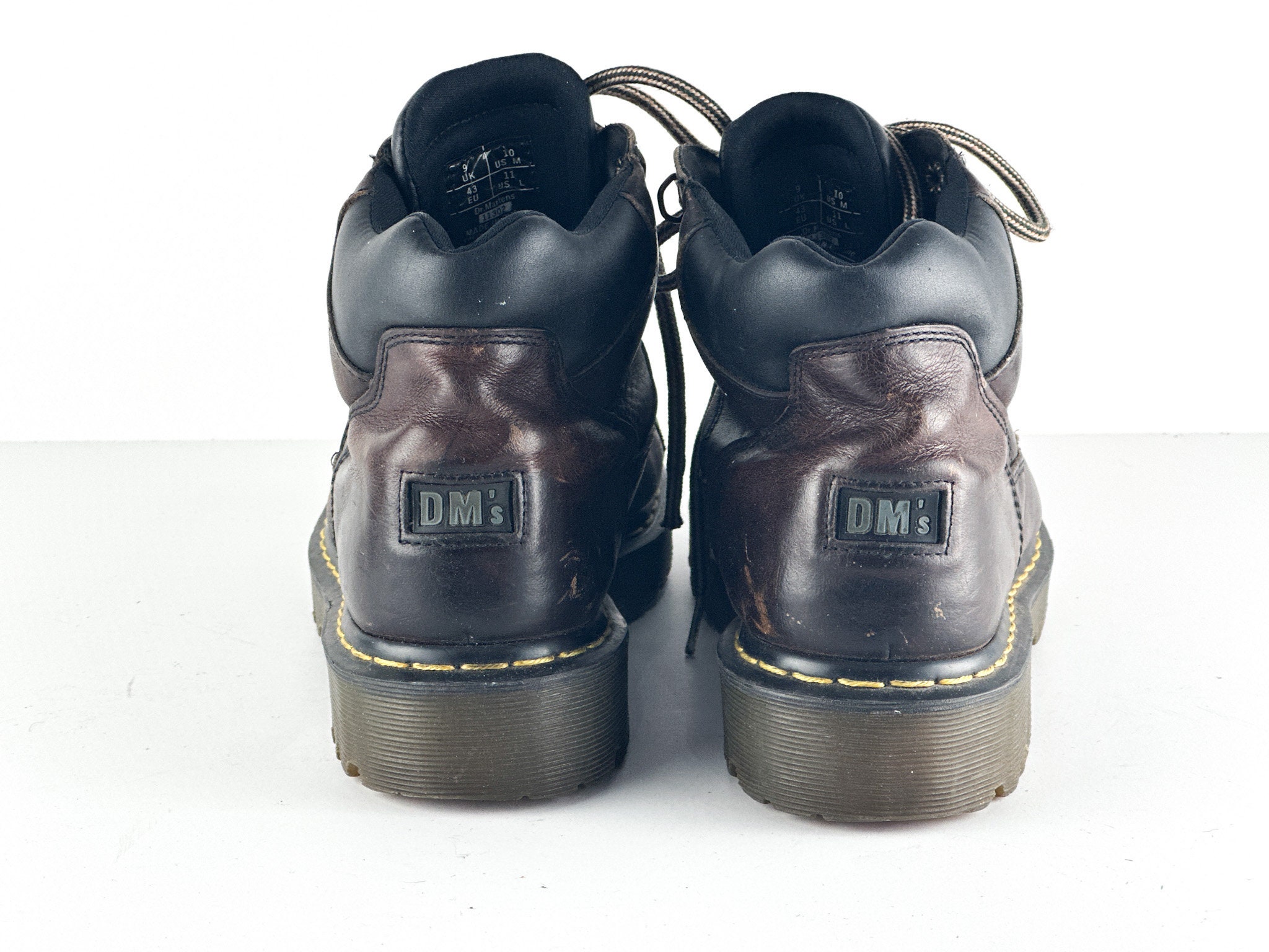 Mens Size 10 DOC MARTEN Brown Leather 90s BROGUES 6 Eyelets Shoes Dr. Marten Shoes Men s U.S. Size 10 Etsy UK