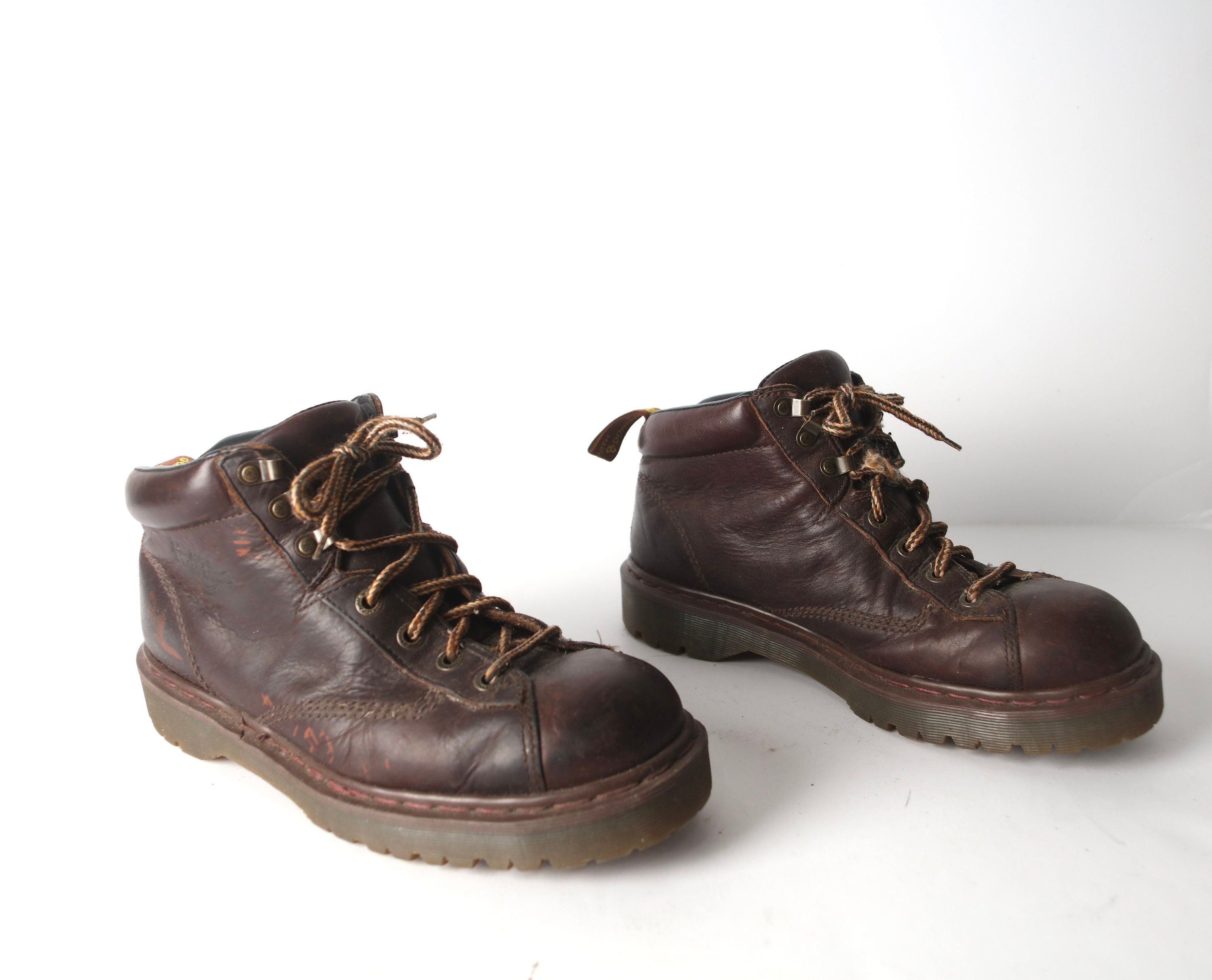 Dr martens botas hombre quito 2025