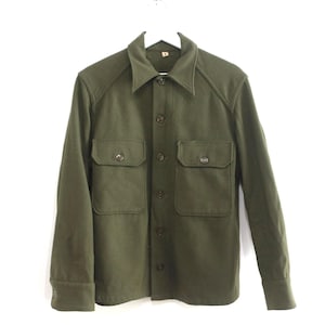 vintage 1950s olive green MILITARY button down WOOL mid-century jacket coat shirt - size large - slightly distressed flannel - FREE shipping