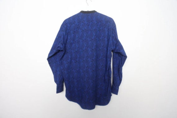 vintage men's BRIGHT blue paisley long sleeve 199… - image 4