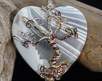 Tree of Life wire wrapped natural stone pendant on white banded agate stone, heart shaped (HO2)