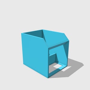 Może przedstawiać: Jasnoniebieskie, geometryczne pudełko z otwartym wierzchem i wyciętym fragmentem z boku. Pudełko rzuca cień na białą powierzchnię poniżej. Projekt jest prosty i nowoczesny.