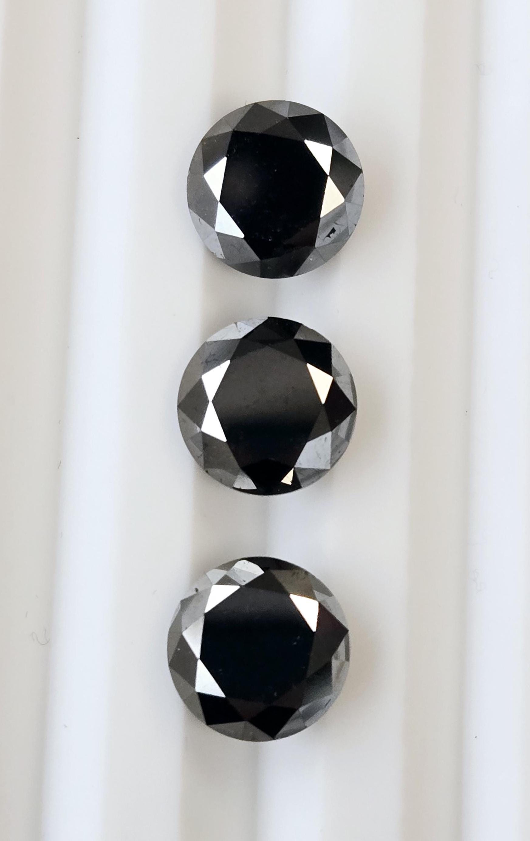 8.96カラットのブラックラウンドカットダイヤモンドセット：8.80 mm