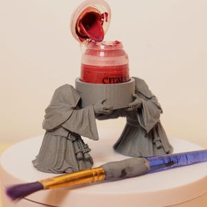 Grimdark Paint Pot Holder | Robed Cultist Miniature Painting Stand | Anti-Spill Base for Paints | Wargaming Hobby Accessory