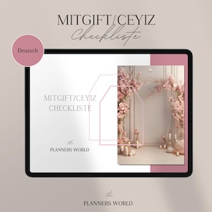 Può includere: Un elenco di controllo digitale per un regalo di nozze o di fidanzamento, intitolato "MITGIFT/CEYIZ Checklist" in tedesco. L'elenco di controllo è stato progettato da "The Planners World" e presenta un arco floreale rosa con candele.