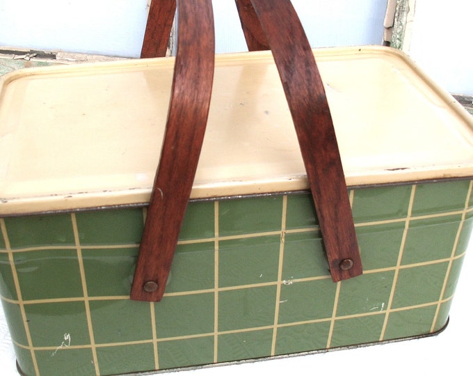 VINTAGE TIN PICNIC BASKET Etsy