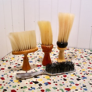 Malhotra's Wood Soft Bristles Multipurpose Cleaning Duster Brush  (Multicolour, Standard) : : Home & Kitchen