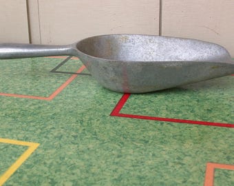Vintage Cast Aluminum Scoop New Raco Washington Ohio #122