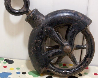 Vintage Metal Pulley