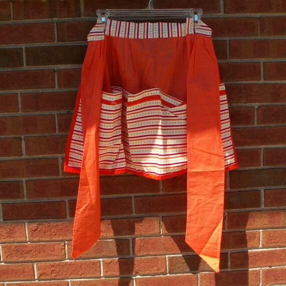 Vintage Orange Half Apron - image 7