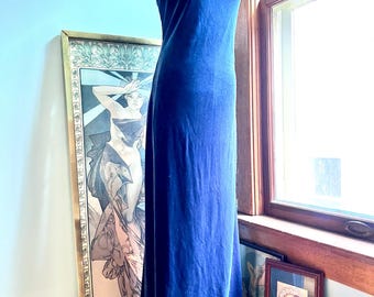 iridescent velvet dress blue and red Search for iridescent velvet dress red and blue - Page 12