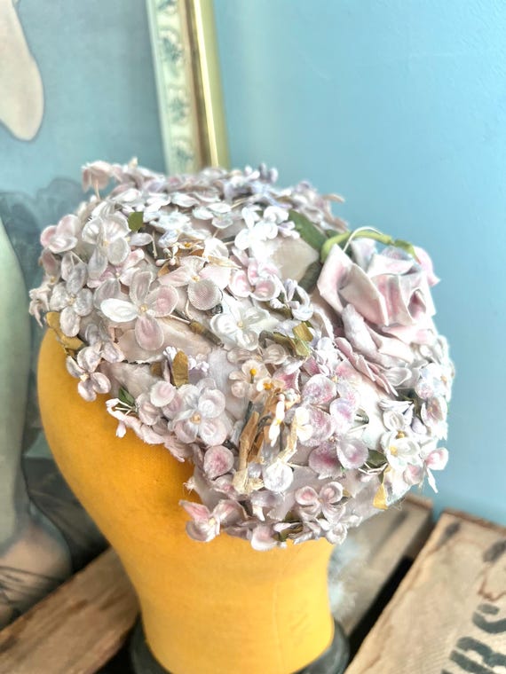 40s 50s Floral Capulet Hat - image 3