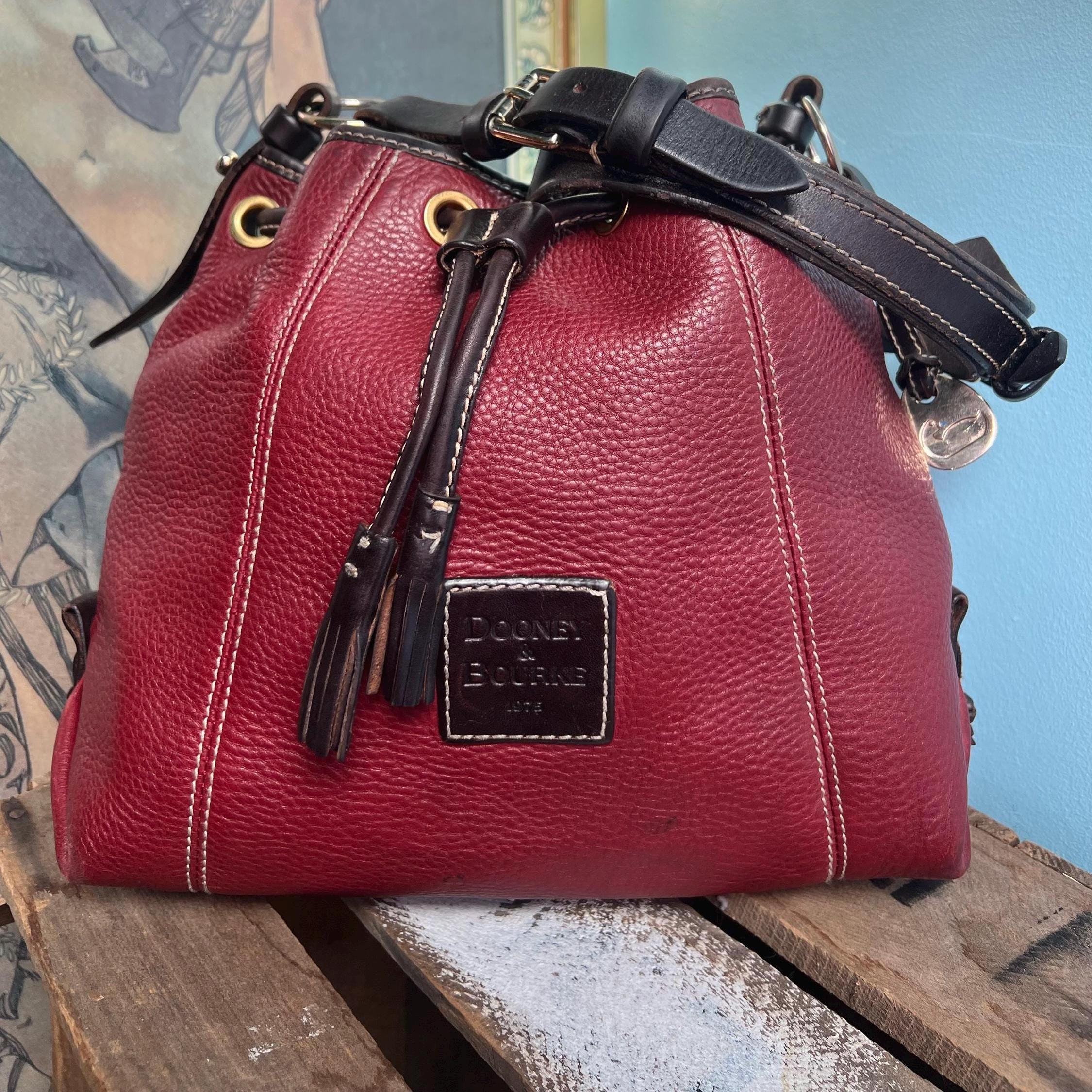 Vintage 90s Dooney & Bourke Red and Navy Bucket bag with flap Dooney & Bourke Vintage 90s Drawstring Bucket | Mercari main image 2