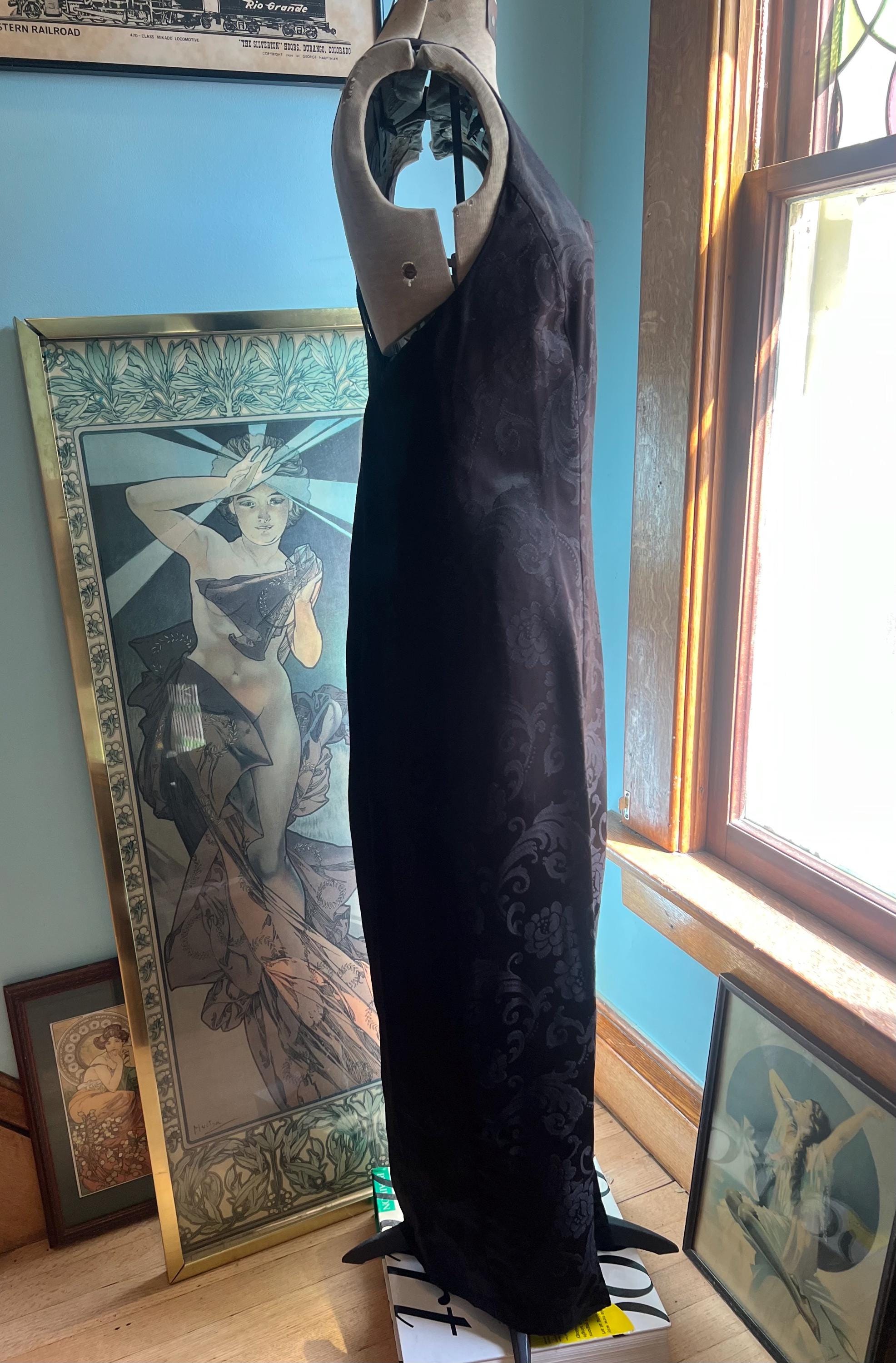 90s goth prom dress 90s Black Long Goth Prom or Formal Dress