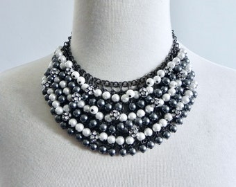 Vintage 50s style Bib Necklace, Rhinestone and Pearl Beads Baubles