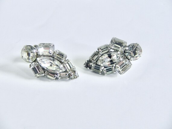 Vintage WEISS Diamonte Earrings Big Sparkling Sto… - image 1